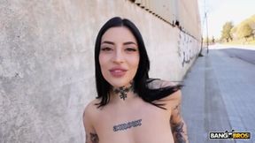 Tabatha Lust in emo shoes gets a rough BJ and double penetration