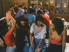 Amateur hairy pussy fucked hardcore in homemade hammering