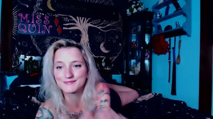 Young teen's first DP experience with black twins leaves her broken and leaking