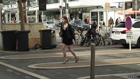 ”Martina tames three men!”