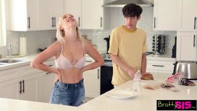 Braylin Bailey tells Stepbro, "Step brothers are supposed to have itty bitty cocks" S19:E6