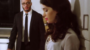 ”Superb babe Evelyn Claire is shared between two dudes”