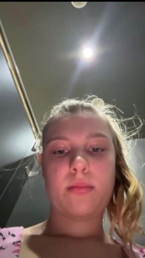 Bbw Fucking in the locker room