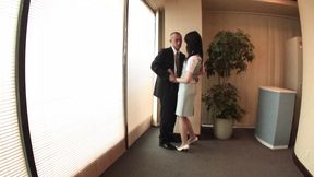 The boss fucks on the desk