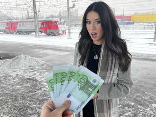 Public Agent - Beauty fucks on the train for money