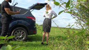 Milf beauty Julia North prefers anal creampie Behind the scenes