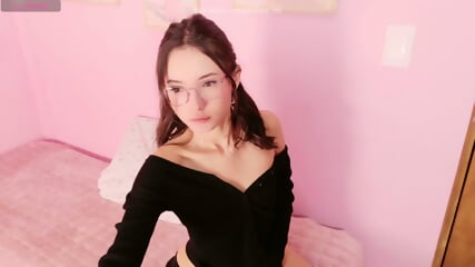 Little_Effy18_ Has Fun In Her American Bikini