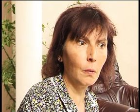 Milf bestellt sich jungen callboy und wird gefickt