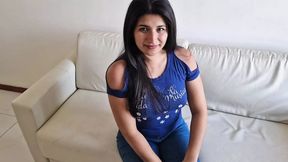 Brunette teenage suckinf dick on first work day