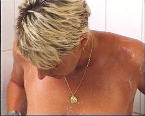 Msuchi licking retro milfs