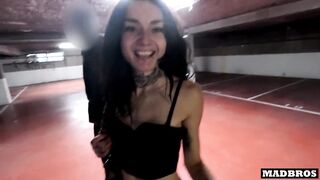 Gothic nympho leaves her boyfriend and gets fucked in the car in the parking lot!