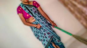 sautelee ne galatee se parade ke peechhe chhipe bhaee ka land choosa aur chud gayee hot phul hindee odiyo