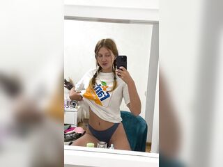 Wanna play with ur weenie ????