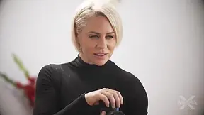 Stepmom Sarah And The Photoshoot Incident