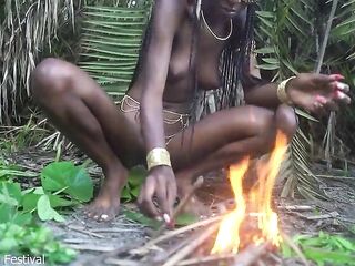 This National Geographic show about African tribes surviving in the forest indeed hooked me.