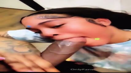 deepthroat; Her mega folder, 646 videos = https://rentry.co/yz3efa7t