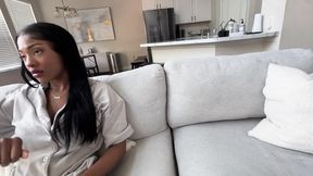 Sneaky boyfriend tears hole in yoga pants for nasty access