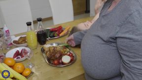 Hairy Mature BBW Stepmom's Share Their Small Petite Stepdaughter Kira Stone with Their Lesbian Friends