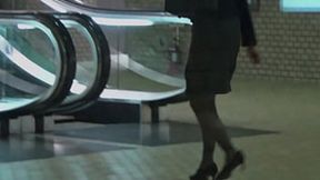 Japanese beauty seeks forgiveness through sensual sex