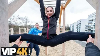 Hot brunette ripped her leggings and sucked a stranger's cock in front of her boyfriend