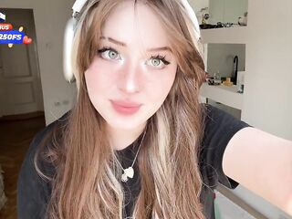 Large booty Tinder teen Egirl had her first NP and masturbates for u. FaceTime call