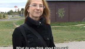 diana - sexy czech milf fucked hard in public