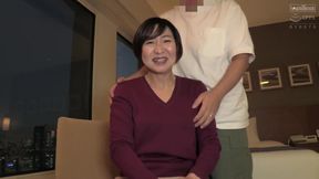 Slippery Brunette Mama Snags POV Pounding with Her Toy Box